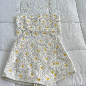 two piece daisy set